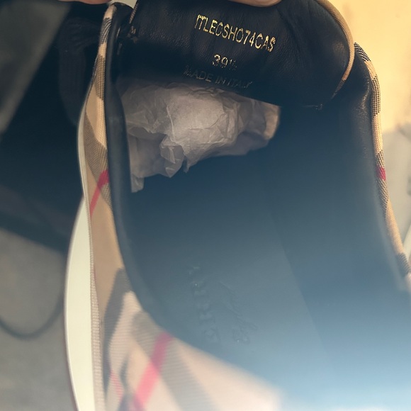 Burberry Sneakers size 39 1/2 women - Picture 4 of 7